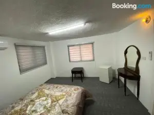Huseein Rooms