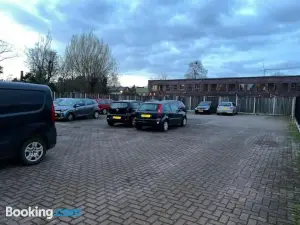 Apartement City Enschede with Private Parking