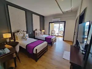 RT Grace Royal Taj Hotel Sukkur