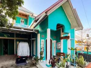 Homestay Zahra Syariah Gunung Dempo Mitra RedDoorz