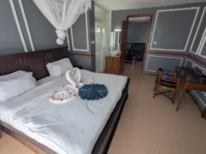 Crescent Resort And Conference Centre