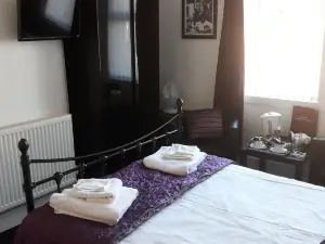 Glenavon Guest House