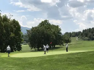 歇瓦勒高爾夫度假村