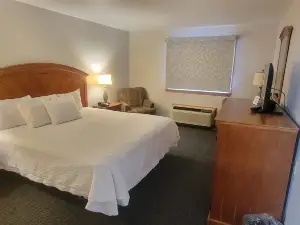 Mountaineer Inn
