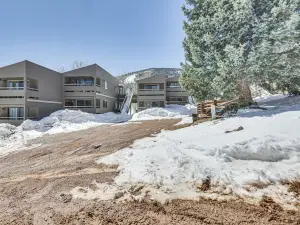 Cozy La Veta Condo: Walk to Cuchara Mountain Park!
