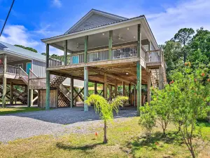 Dauphin Island Retreat 2 Blocks to Beach!