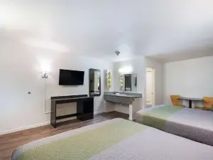 斯特靈汽車旅館