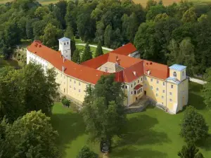 Zamek Na Skale