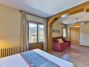 Hostal Restaurante Río Ara by Vivere Stays