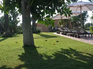 Villa Carlotta Resort