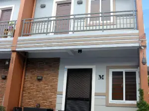 M4 Evanz Apartment with covered parking