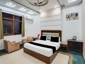 Super Townhouse Selaqui Chakrata Road