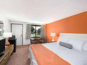Howard Johnson by Wyndham Wilmington