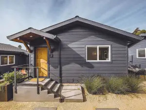 Surf Lodge