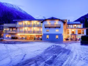 Hotel Bergkristall