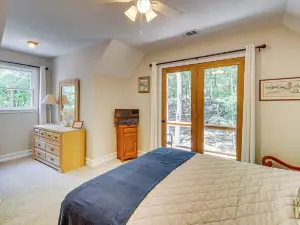 North Georgia Cabin with Hot Tub and Community Perks!