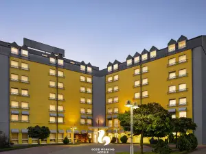 กู๊ด มอร์นิ่ง + ฮัลเล - ไลพ์ซิก