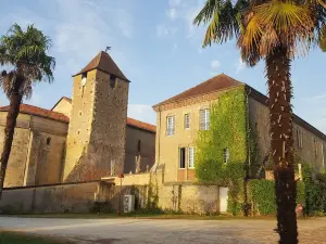 Le prieuré de Saint Thibault