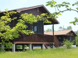 1 and Only Riverside Accommodations