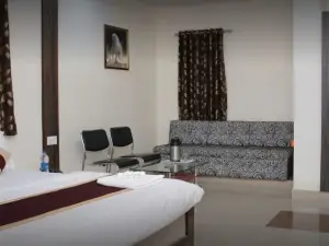 Hotel Sai Palace