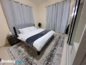 Spacious & Comfortable 1 Br and 1 Living Room Apartment Near Sharjah University City