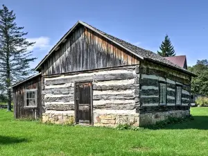 Rustic Bedford Cabin Near Hunting and Fishing