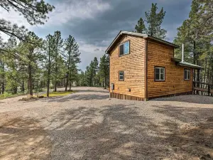 'Cabin at the Little Ranch': Hiking on-Site!