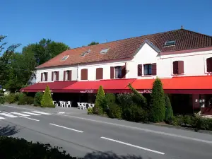Auberge d'ici & d'ailleurs - Chambres d'hôtes (anciennement Restaurant Poquet)