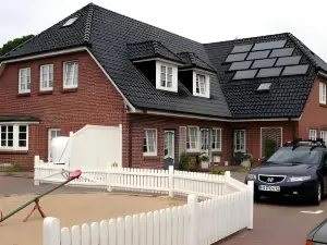 프라이어 지트 다스 노드시 게순트하이츠하우스 1