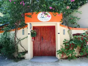 Thoddoo Sun Sky Inn, Maldives