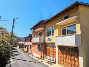 Pamir Guest House