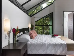 Tapirus Lodge and Reserve