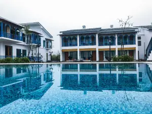 Arch the Baakhli Resort