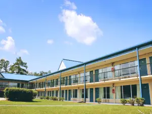 Residence Hub Inn and Suites