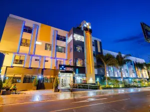 LIMAQ HOTEL