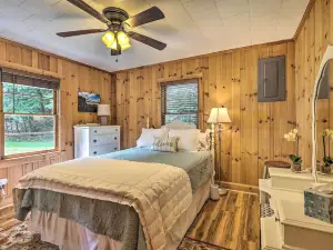 Roaring Gap Retreat with Fire Pit Near Hiking!
