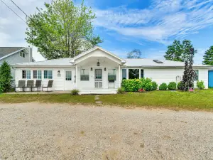 Lakefront Gladwin Vacation Rental w/ Deck & Dock!