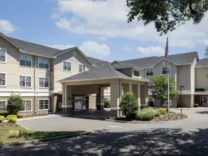 โฮมวูดสวีทส์ บายฮิลตัน นิวอาร์ค - แครนฟอร์ด