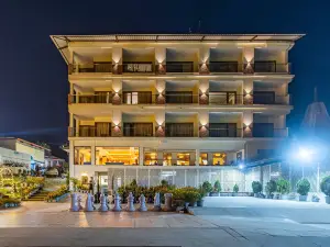 Divine Resort Laxman Jhula