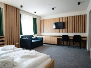 Hunor Hotel és Étterem