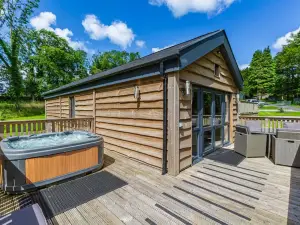 牛頓斯圖爾特松鼠 40 號旅館 - 附熱水浴缸