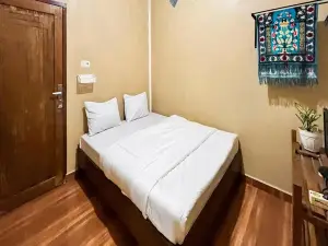 Homestay Zahra Syariah Gunung Dempo Mitra RedDoorz
