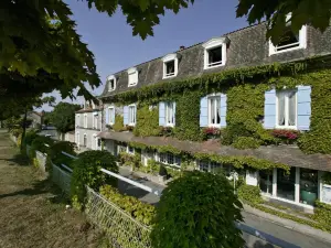 Logis Hôtel Hostellerie Saint-Jacques