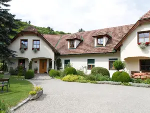 Weinberghof Ilkerl-Luf