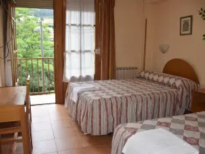 Hotel Tres Arcos