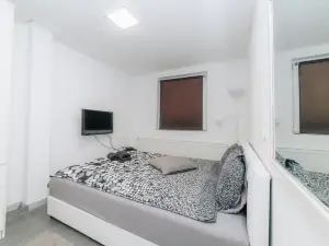 Apartments Luka