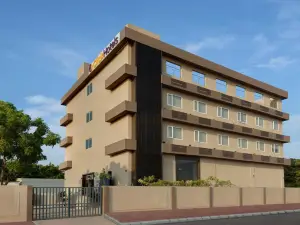 Click Hotel Bhuj