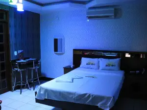 Sunset Apart Motel
