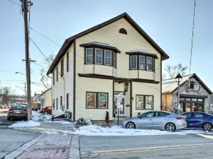 Delafield Vacation Rental Near Lakes and Parks!