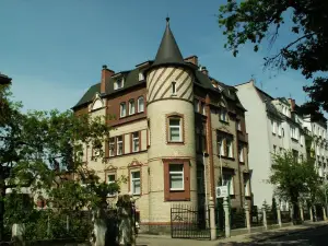 Park Hotel